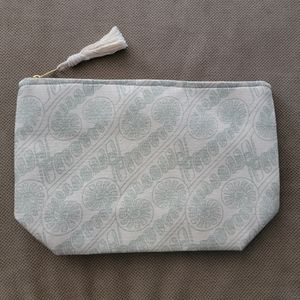 Manaola Kinolau Hawaii green & cream fern zipper pouch
